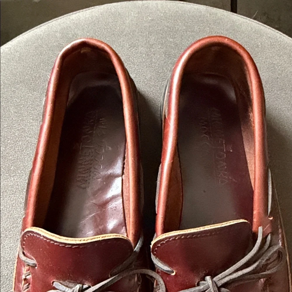 Minnetonka Driver Leather Mens 8.5 Loafers Burgundy Leather